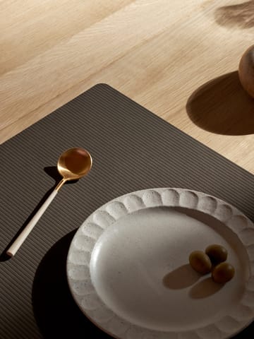 Corduroy pöytätabletti square L - Caviar - LIND DNA