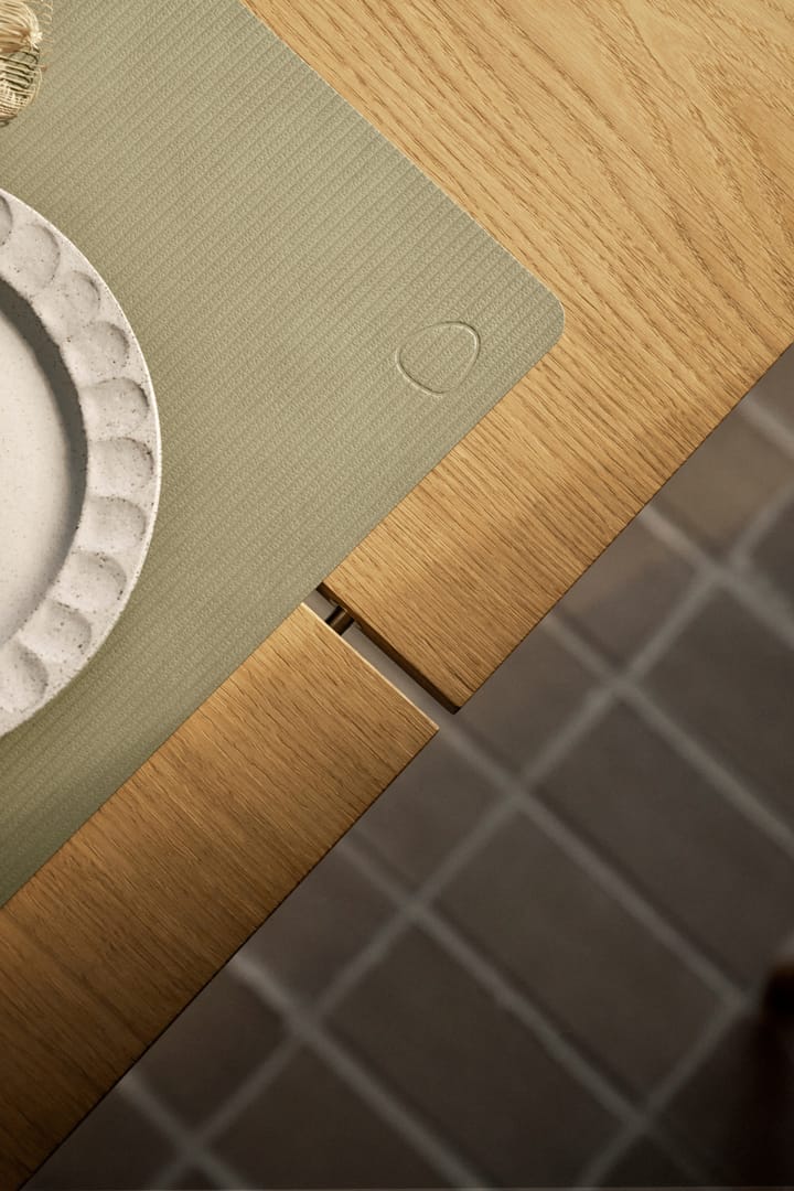 Corduroy pöytätabletti square L, Herbal Dust LIND DNA