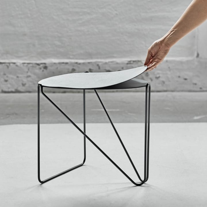 Curve Chameleon Hippo -sivupöytä, Black-anthracite LIND DNA