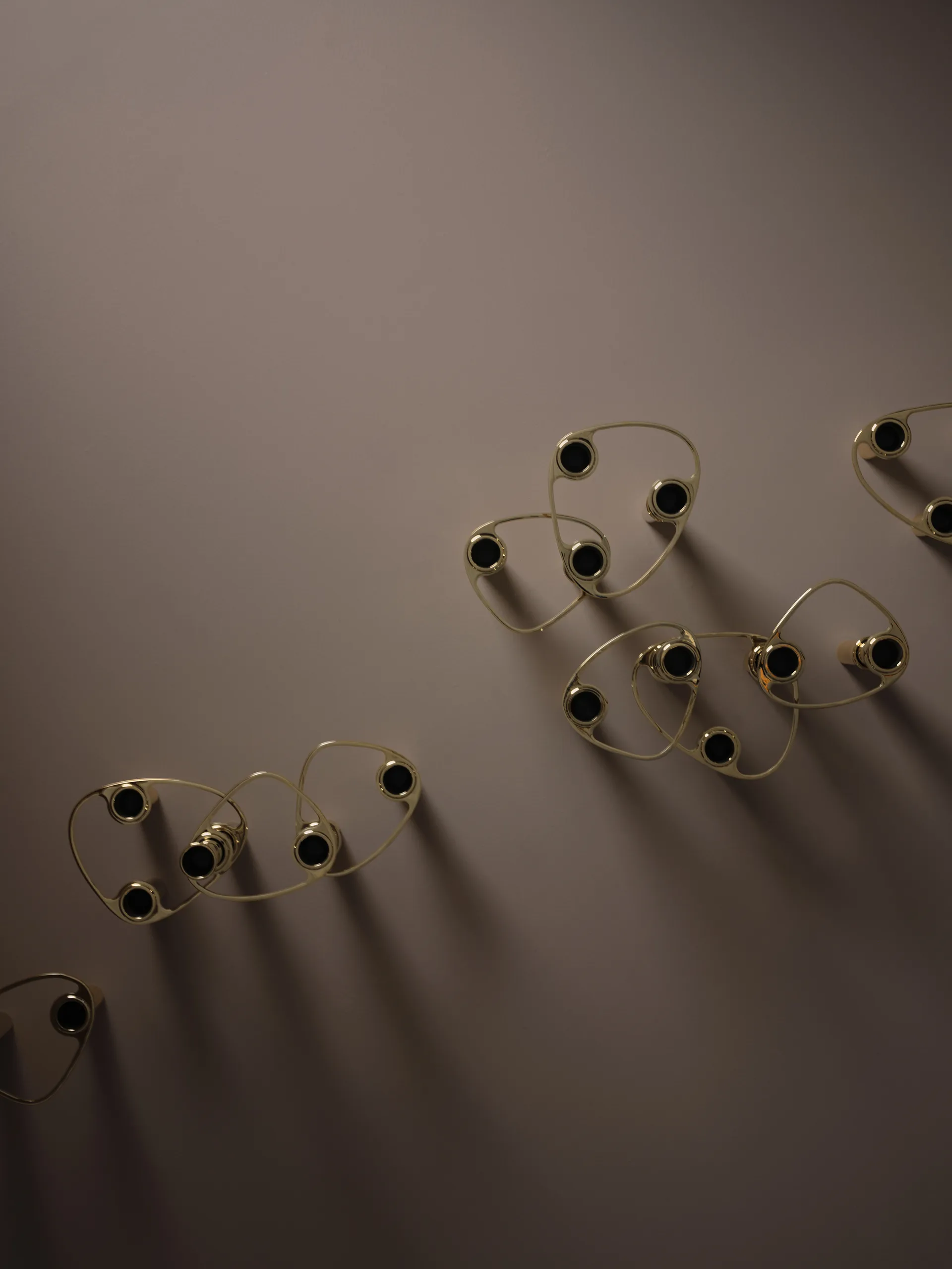 Lind Curve yhdisteltävä kynttilänjalka 24K kultapinnoitettu, Double LIND DNA