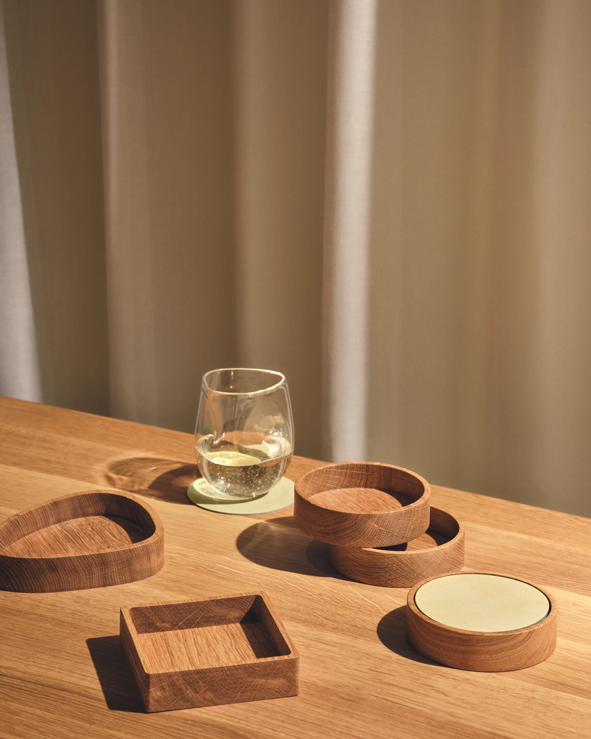 Wood Box säilytys lasinalusille, Nature-tammi, neliö, S LIND DNA