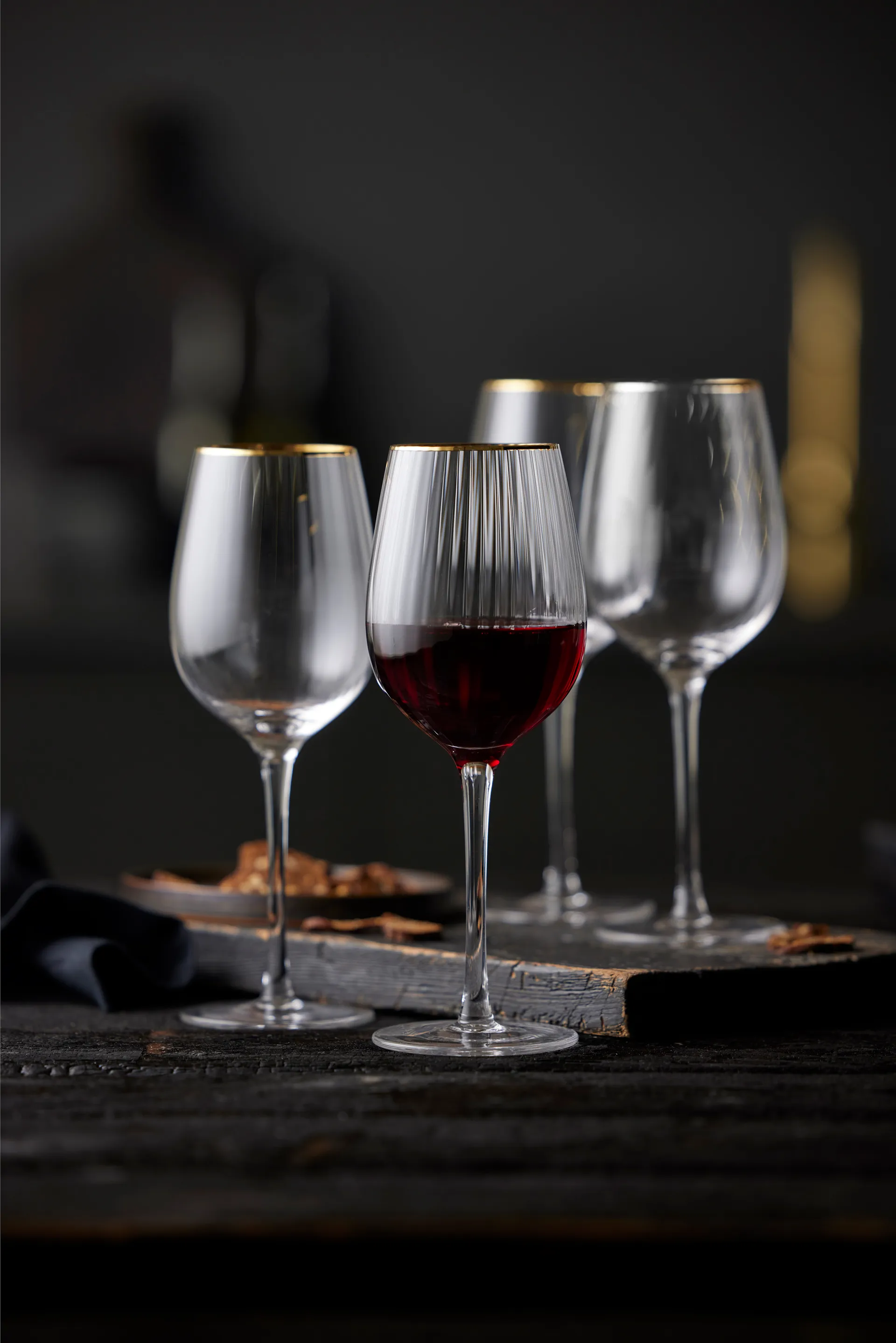 Palermo Gold -punaviinilasi 40 cl 4-pakkaus, Kirkas-kulta Lyngby Glas