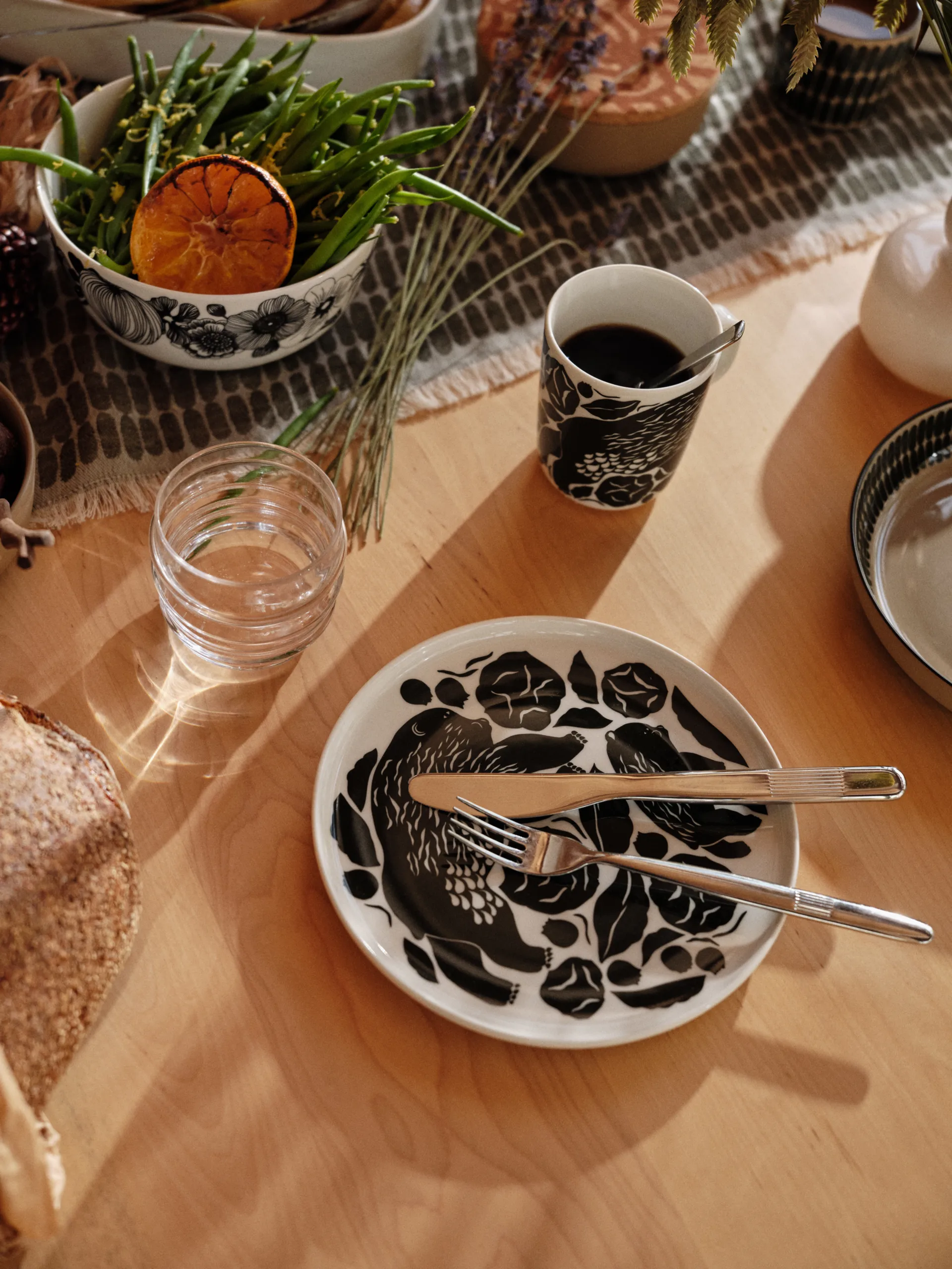 Karhuemo lautanen Ø20 cm, Valkoinen-Tummanvihreä Marimekko