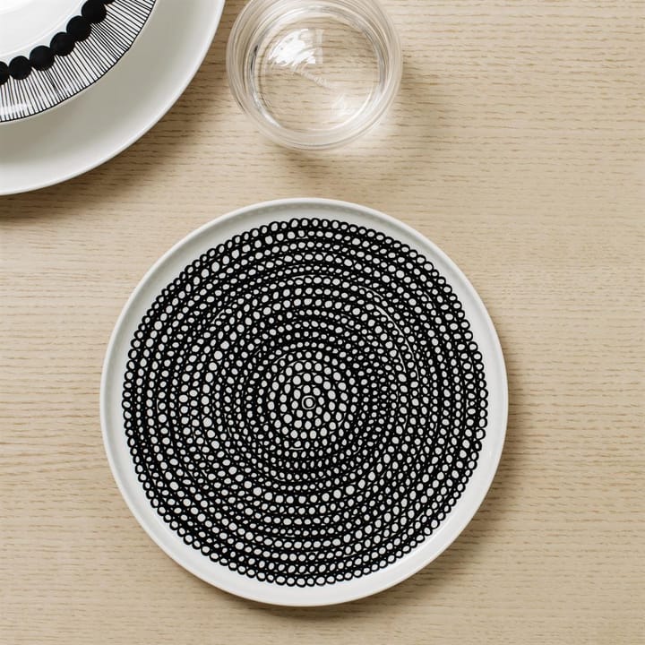 Räsymatto lautanen Ø 20 cm, musta-valkoinen (pikkupalloinen) Marimekko