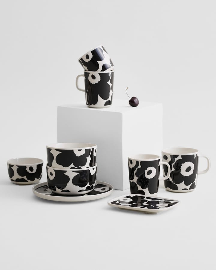 Unikko lautanen 12x15 cm, Musta-valkoinen Marimekko