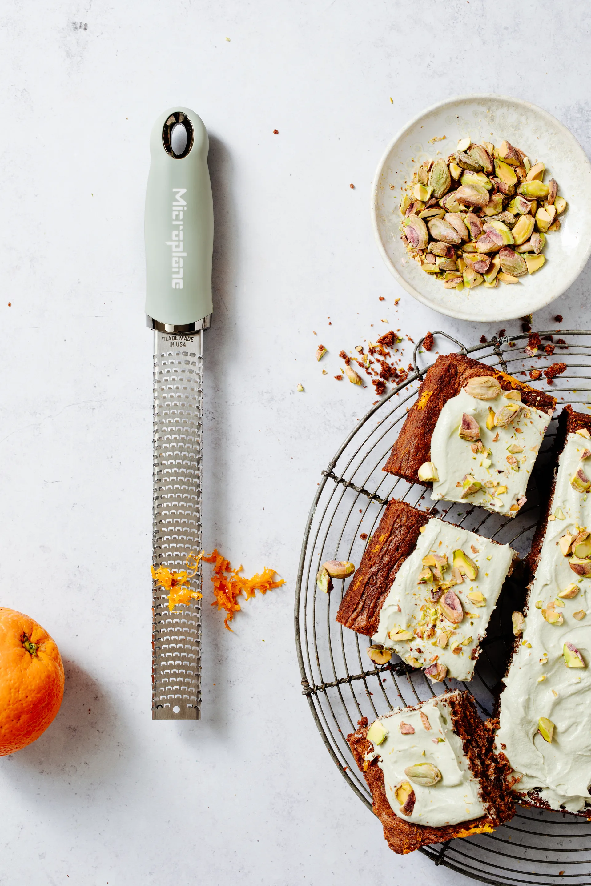 Premium klassinen raastin 32 cm, Salvianvihreä Microplane