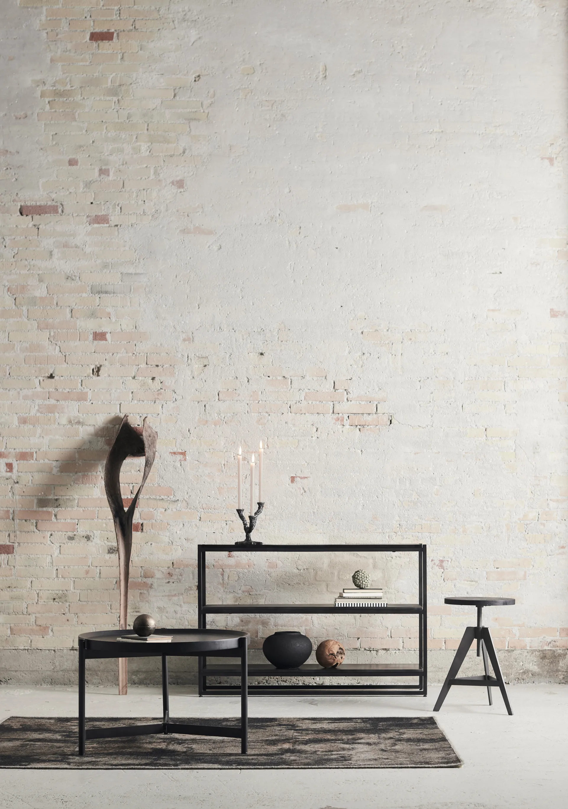 Ava kynttilänjalka 22 cm, Antiikki harmaa MUUBS