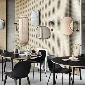 Framed peili - Harmaa, 59x44 cm - Muuto