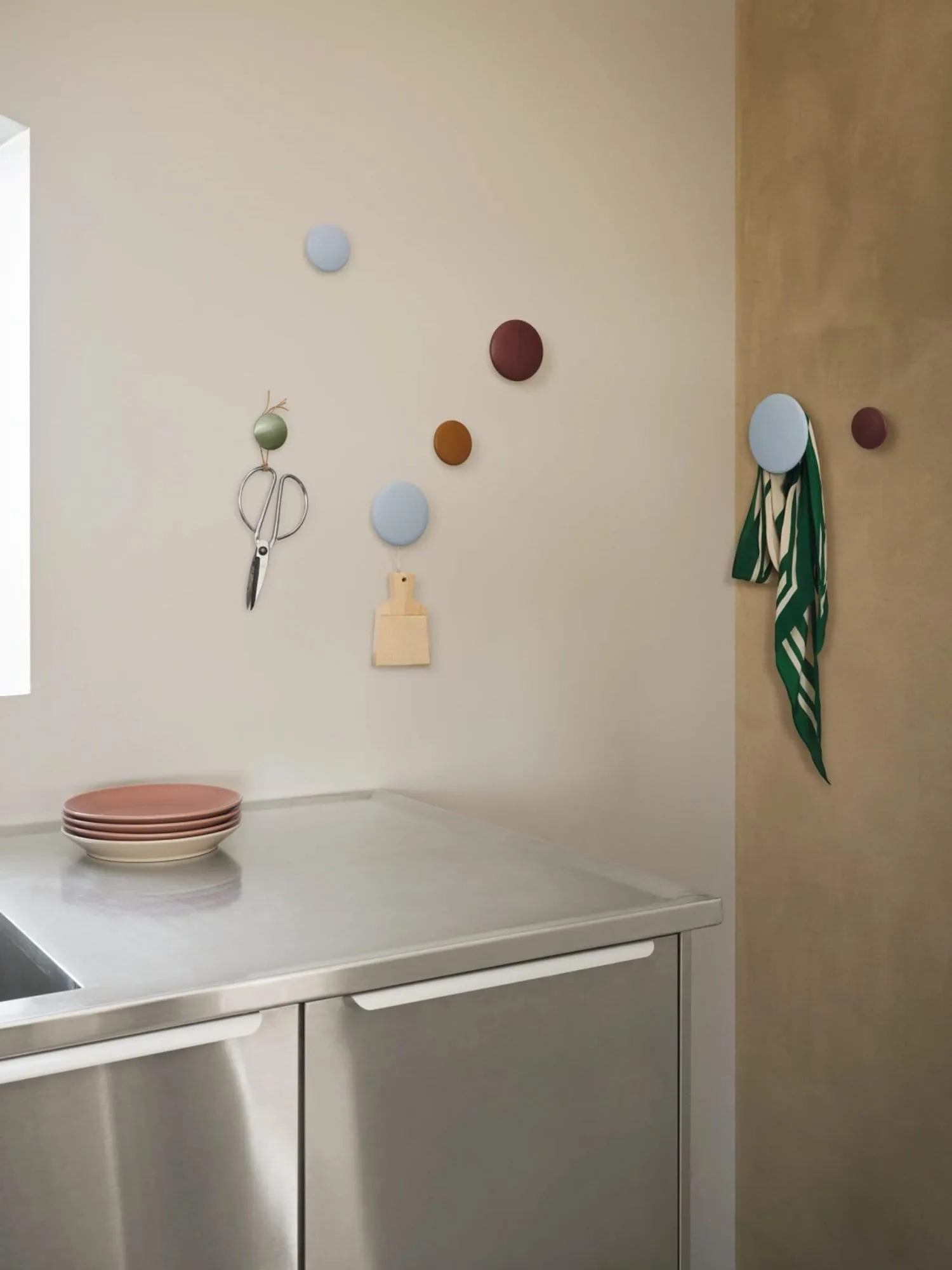 The Dots ripustin, 5 kpl, Musta saarni Muuto