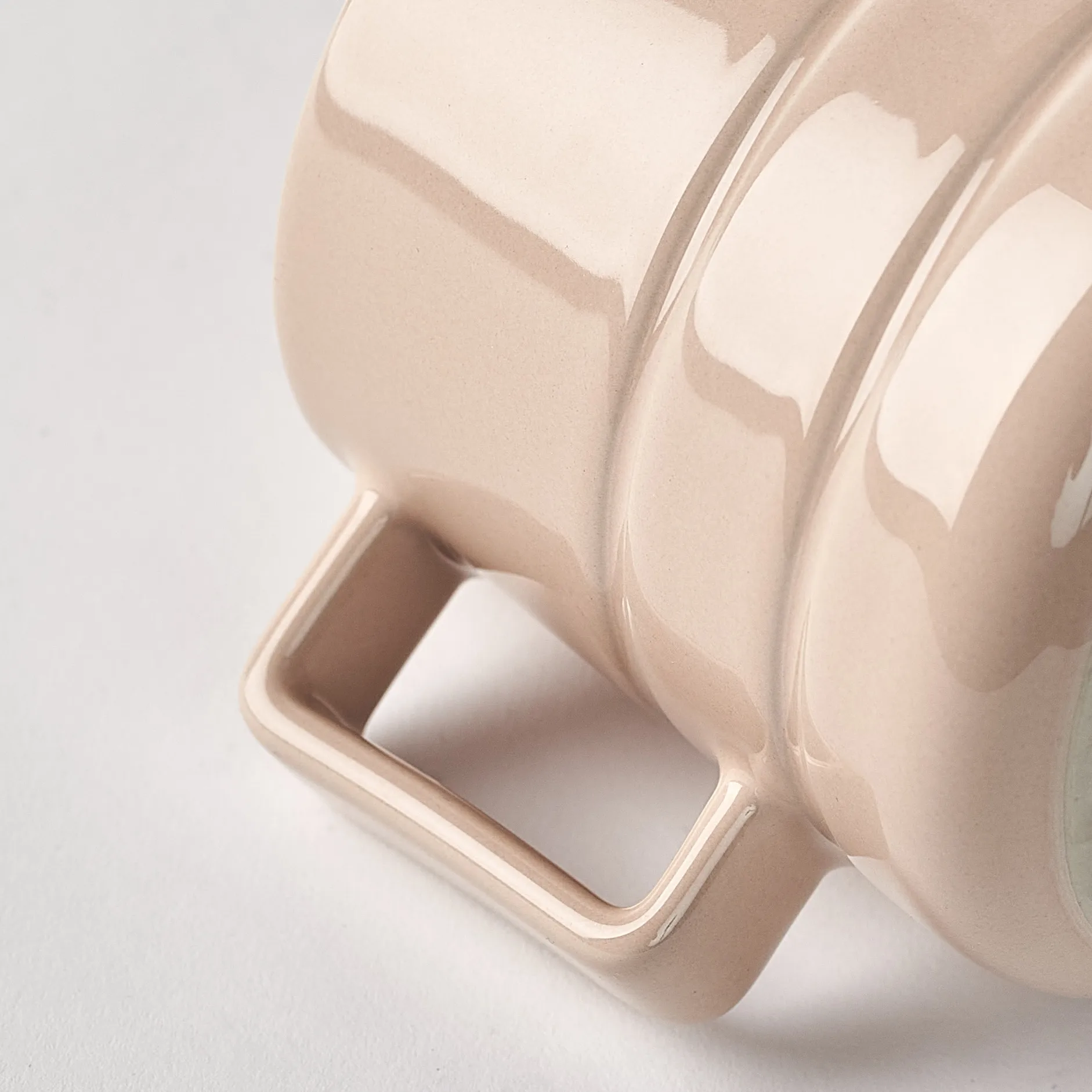 Lines-maitokannu 50 cl, beige NJRD