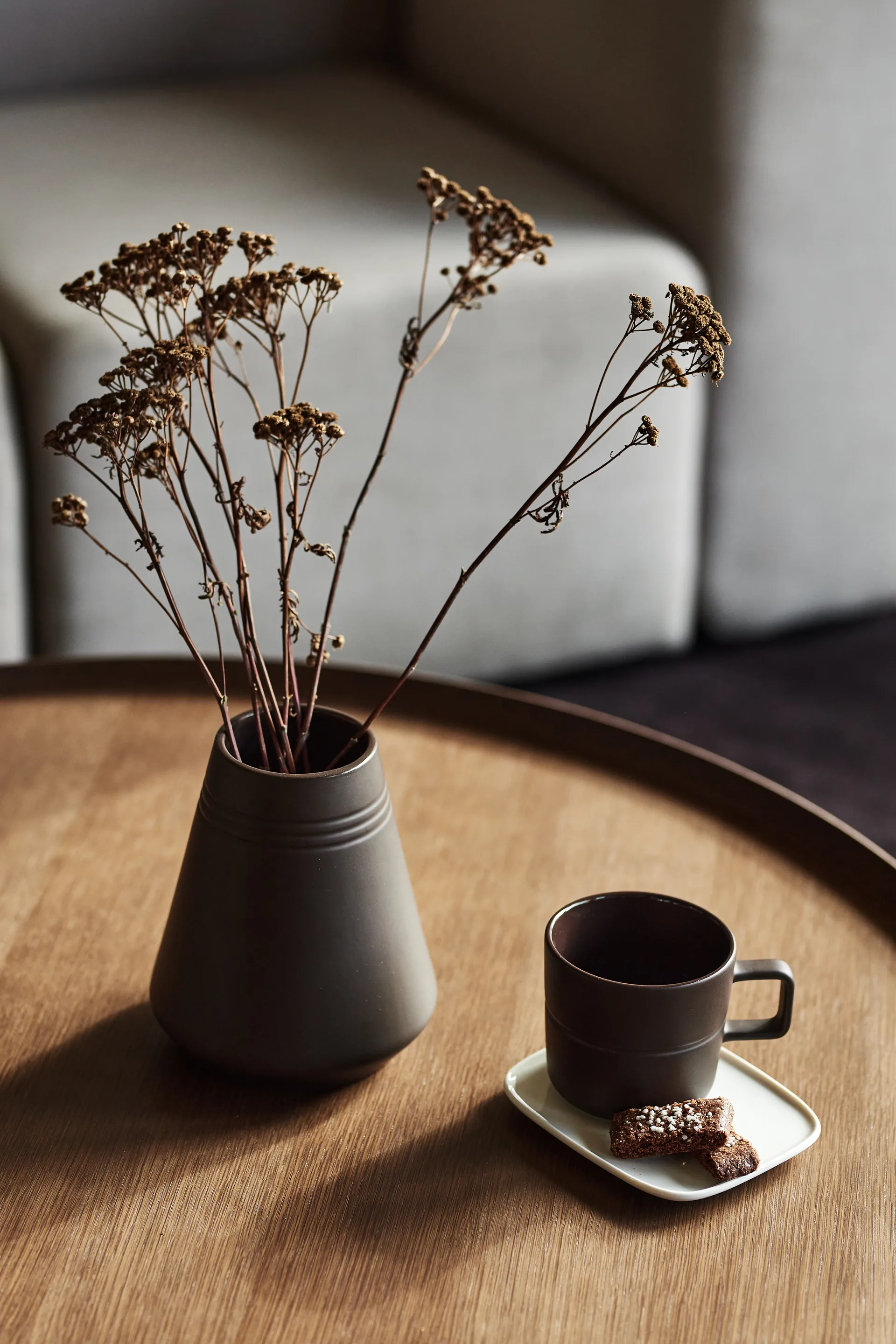 Lines maljakko 18 cm, Ruskea NJRD