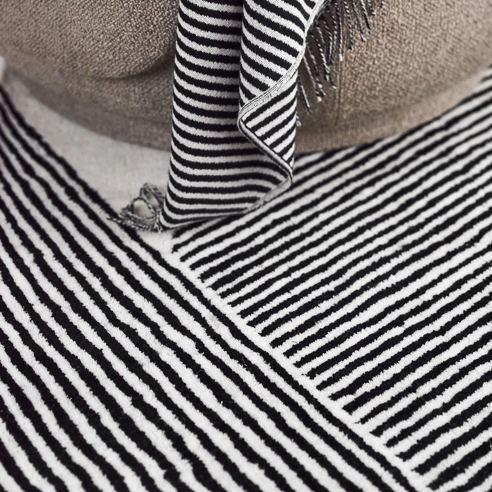 Stripes-villamatto, luonnonvalkoinen, 200x300 cm NJRD