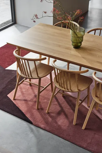 VIOR ruokapöytä 120 cm + tuoli 4‑pakkaus – Lakattu tammi‑naturel - NJRD