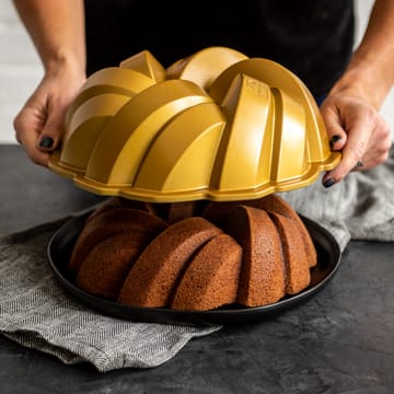 Nordic Ware 75th anniversary braided bundt -leivontavuoka - 2,4 l - Nordic Ware