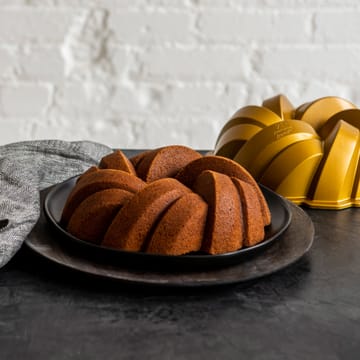 Nordic Ware 75th anniversary braided bundt -leivontavuoka - 2,4 l - Nordic Ware