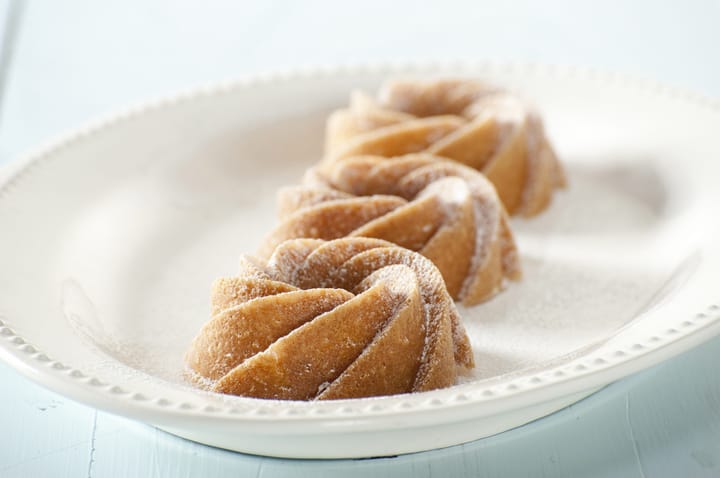 Nordic Ware Heritage bundtlette -leivontavuoka, Hopea Nordic Ware