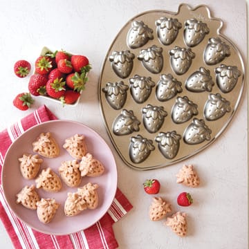 Nordic Ware strawberry bites -kakkuvuoka - 0,4 l - Nordic Ware