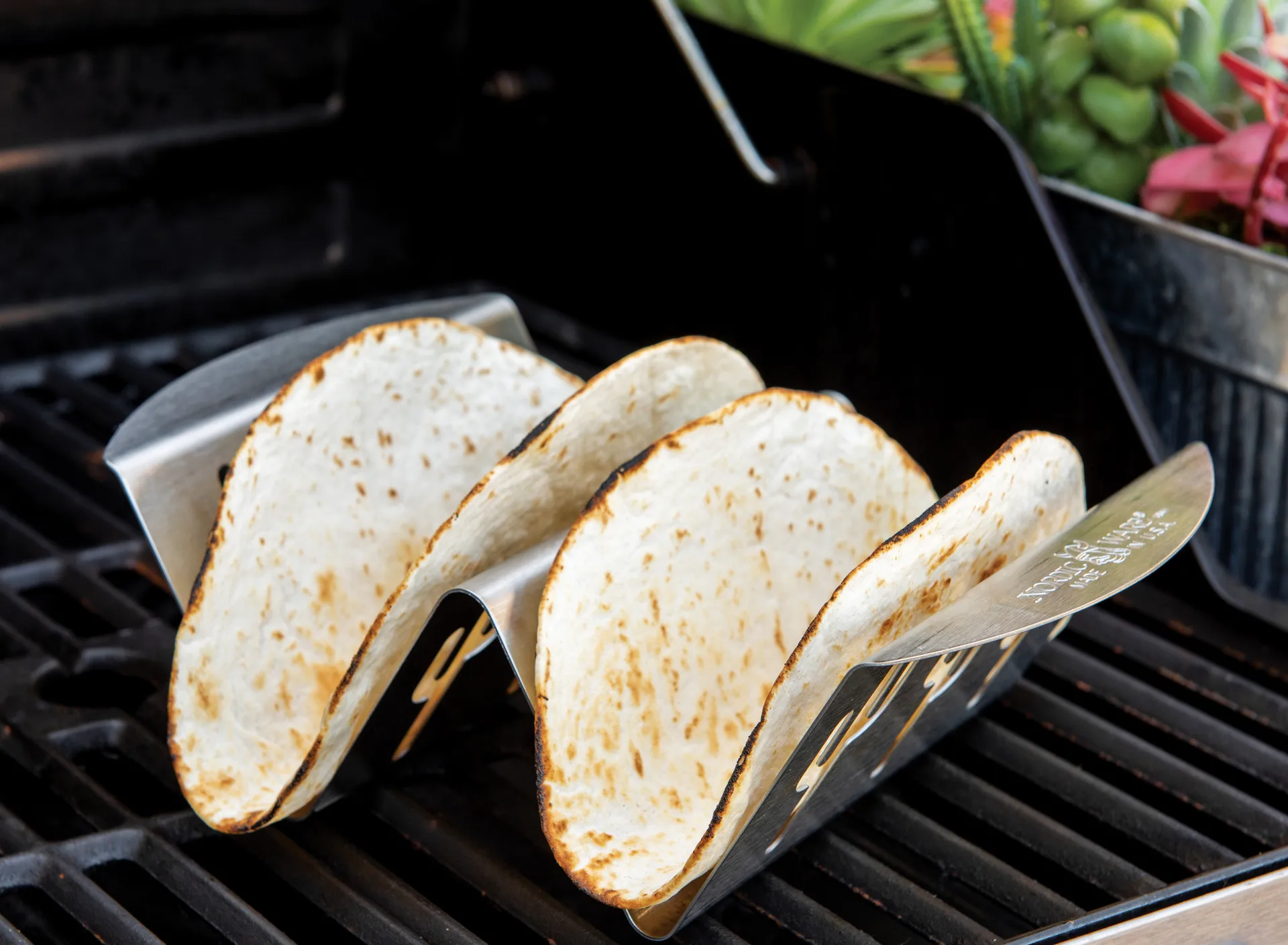 Nordic Ware -tacoteline, 2 lokeroa Nordic Ware