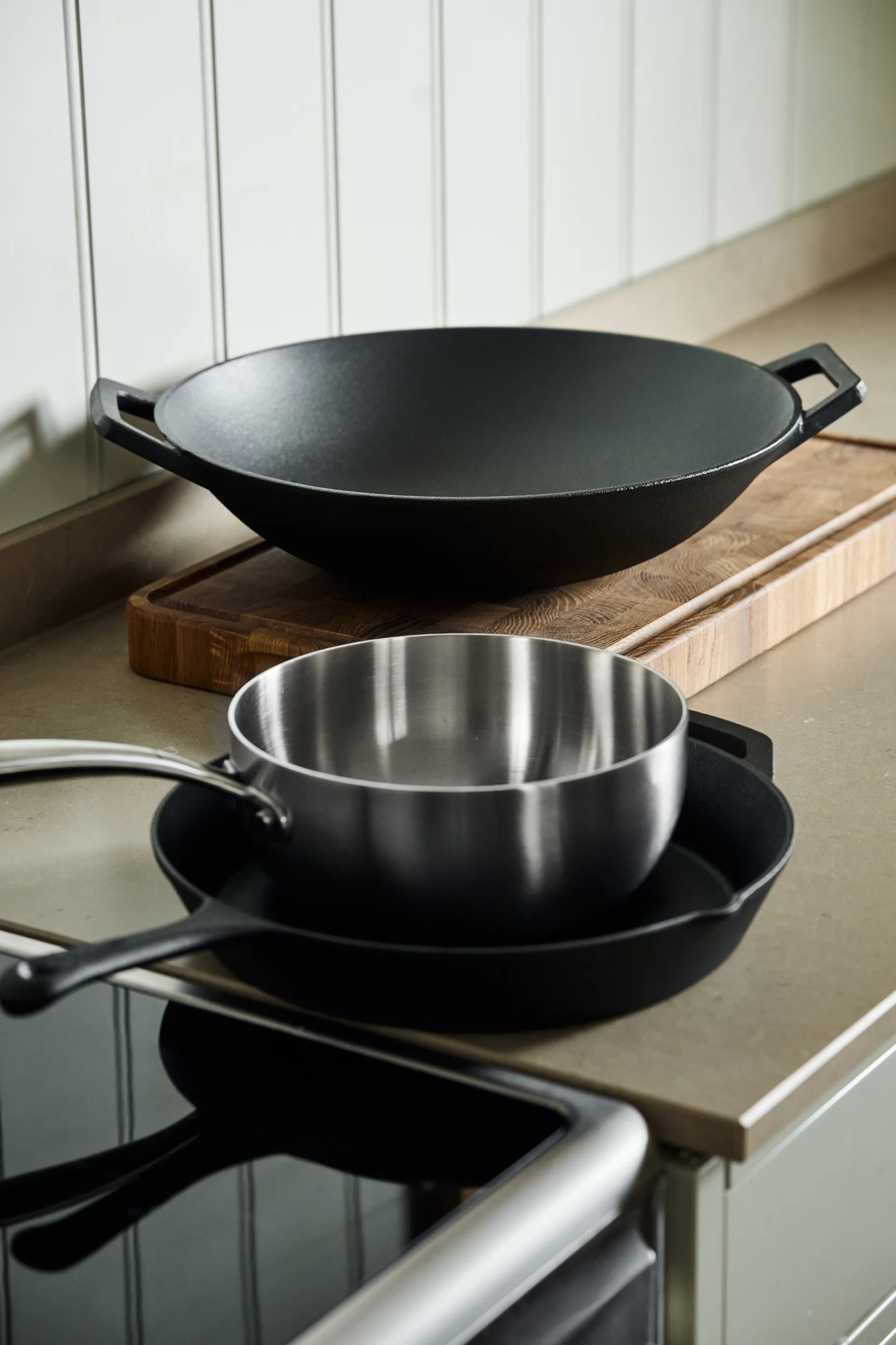 Nordwik wok-pannu Ø36 cm, Valurauta-musta Nordwik