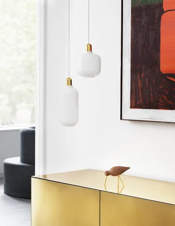 Amp valaisin pieni - Valkoinen-messinki - Normann Copenhagen
