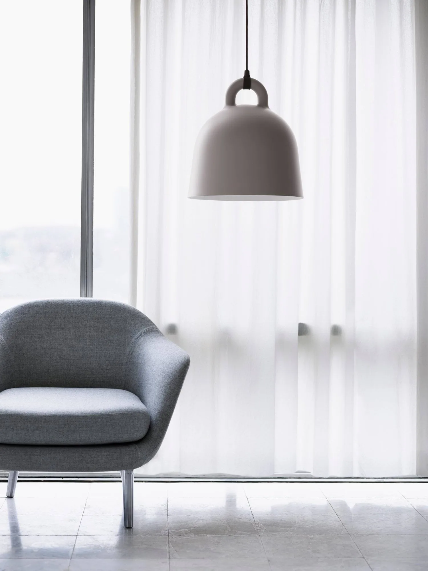 Bell-valaisin hiekka, medium Normann Copenhagen