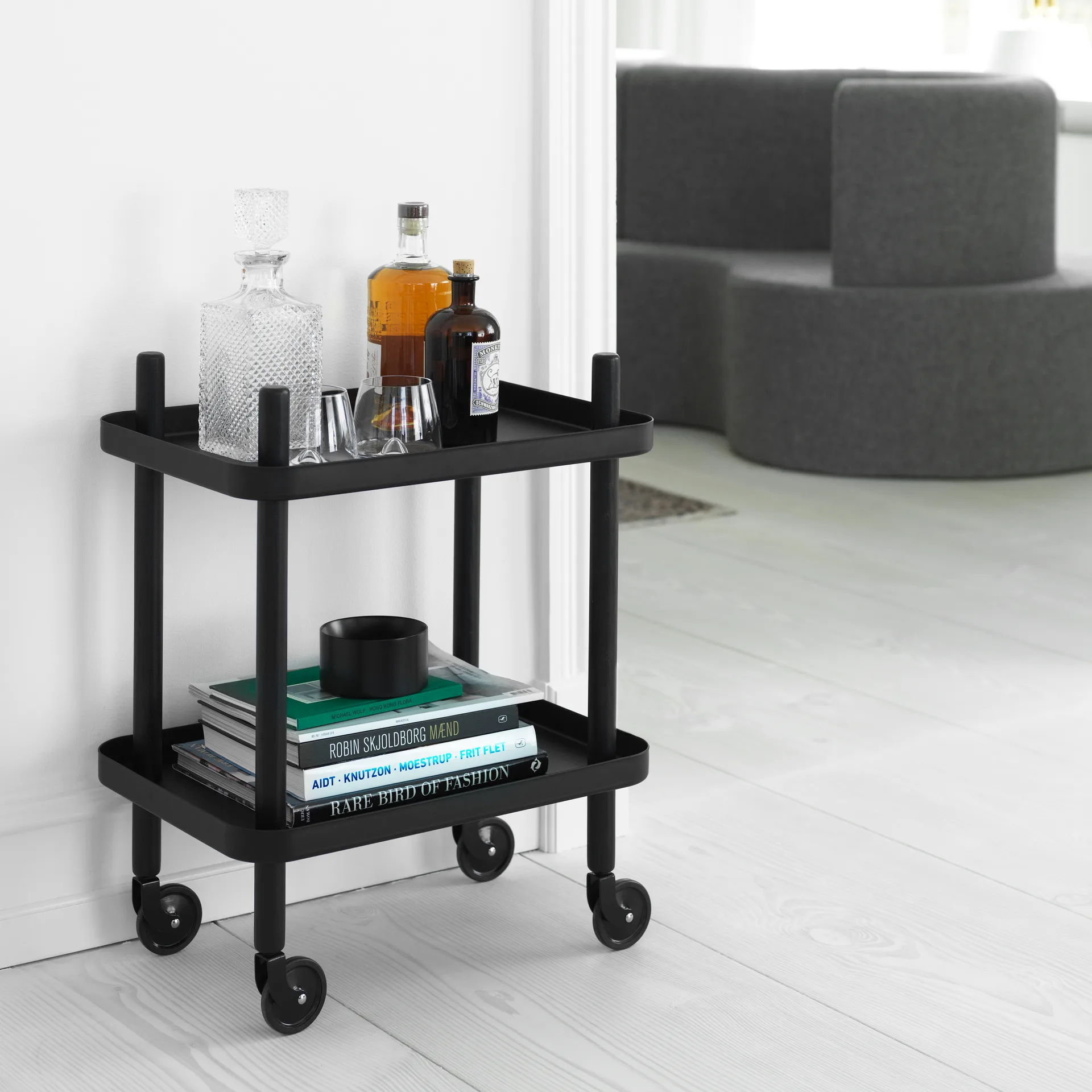 Block pöytä, Musta-musta Normann Copenhagen