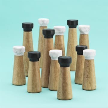 Craft pippurimylly tammi-musta marmori - pieni - Normann Copenhagen