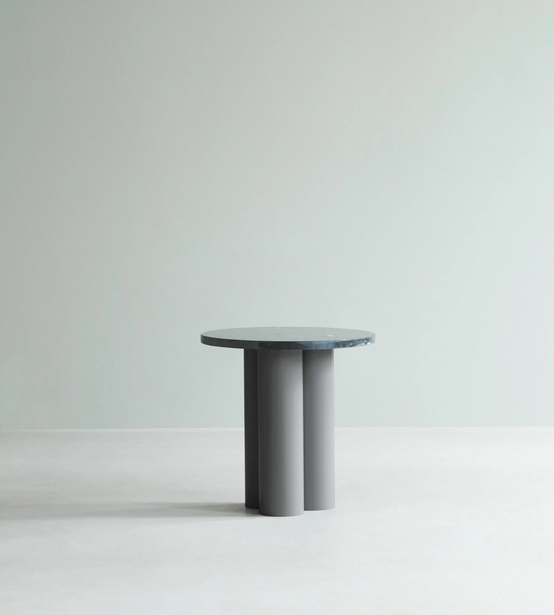Dit sivupöytä Ø40 cm, Harmaa-Musta-marquina Normann Copenhagen