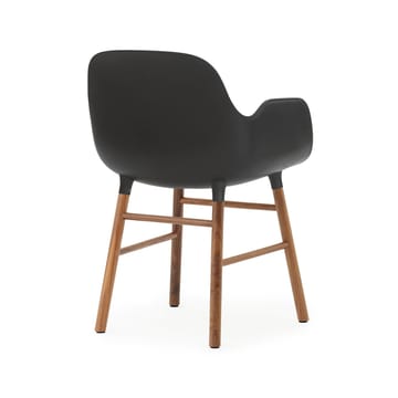 Form käsinojallinen tuoli - Black, jalat saksanpähkinää - Normann Copenhagen