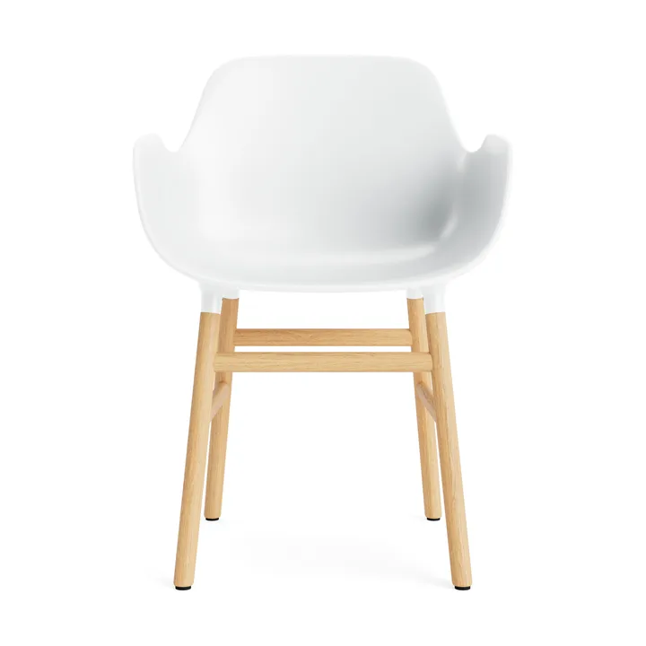 Form käsinojallinen tuoli - White, tammijalat - Normann Copenhagen