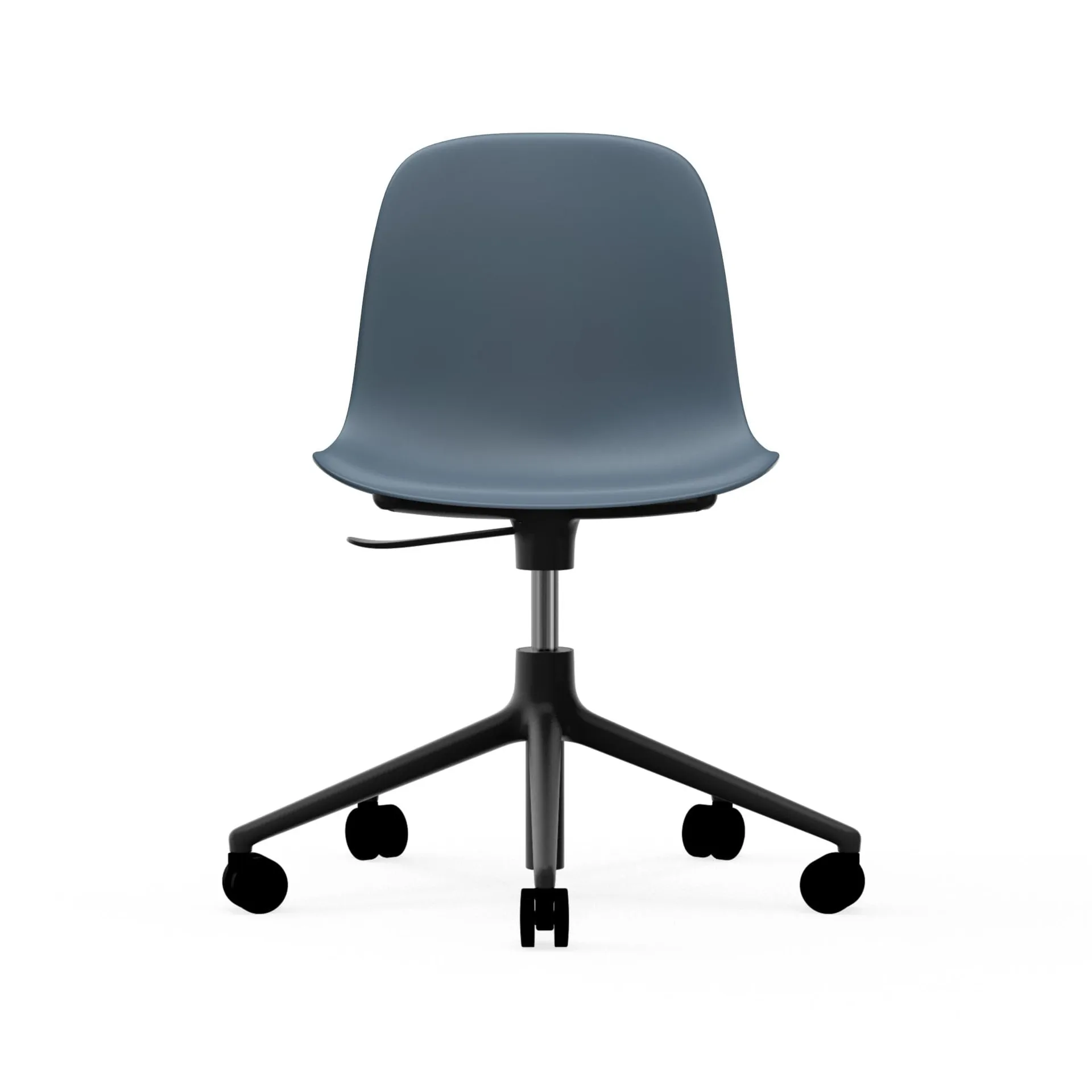 Form pyörivä tuoli, 5W työtuoli, Sininen, musta alumiini, pyörät Normann Copenhagen