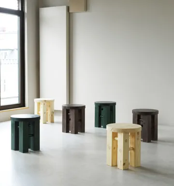 Fyr pyöreä jakkara 45 cm - Dark brown, Ø40x45 cm - Normann Copenhagen