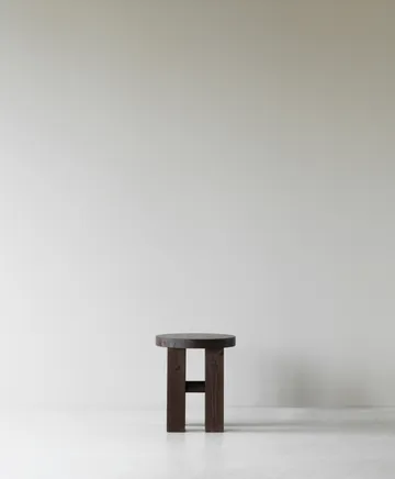 Fyr pyöreä jakkara 45 cm - Dark brown, Ø40x45 cm - Normann Copenhagen
