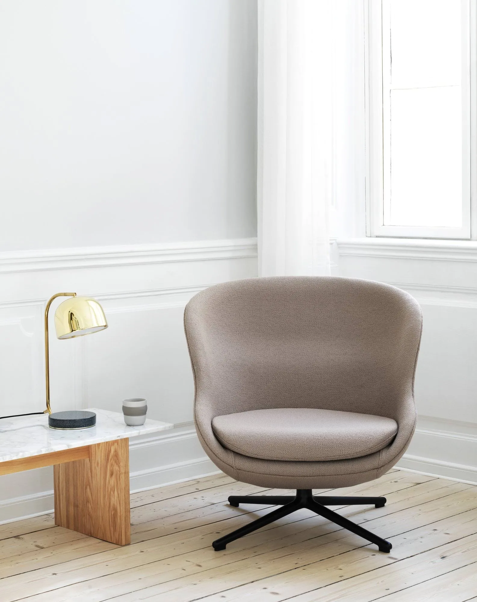 Grant pöytävalaisin, Brass Normann Copenhagen