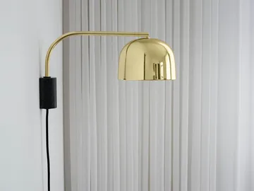 Grant seinävalaisin - Brass, pieni - teräs, graniitti - Normann Copenhagen