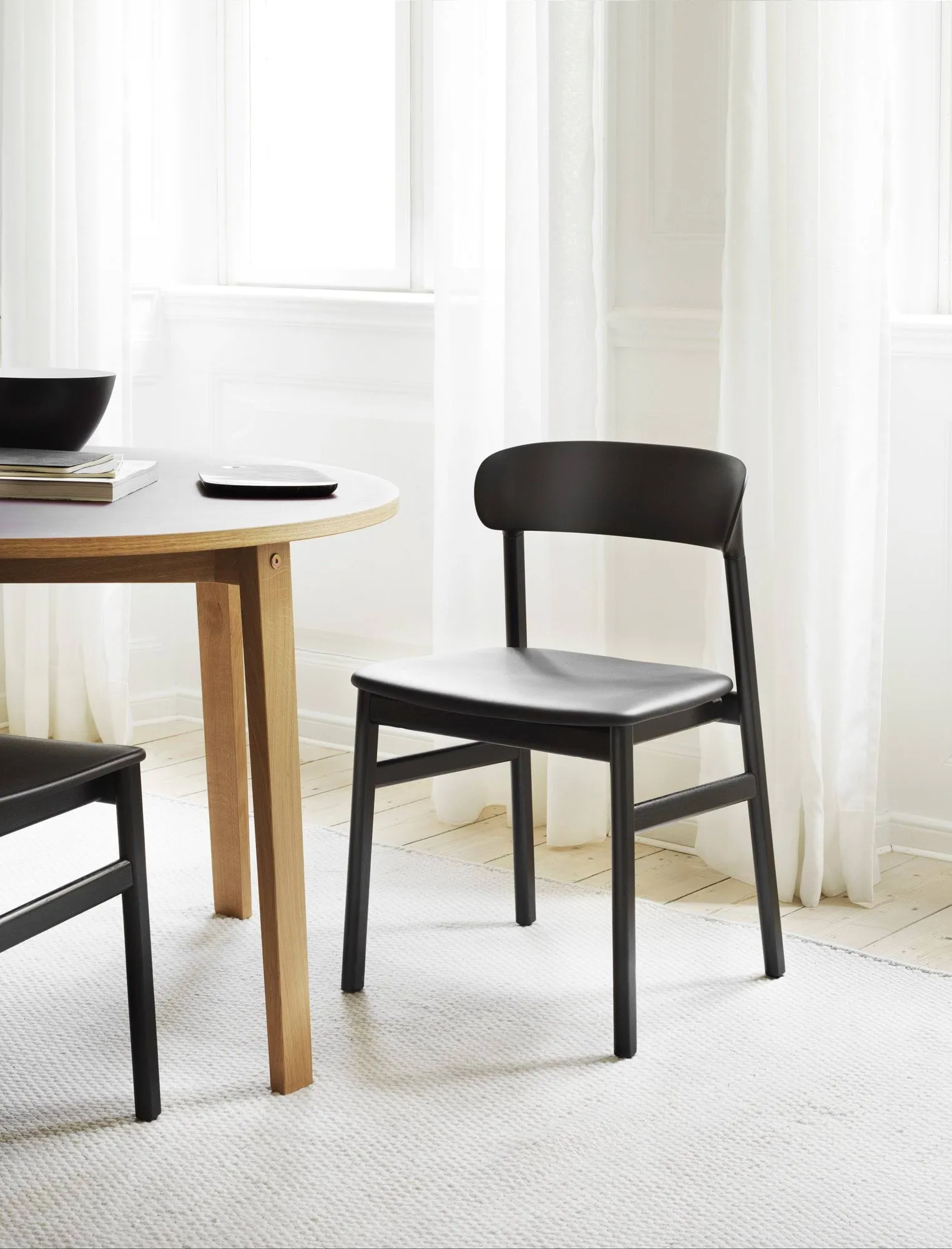 Herit tuoli tammea, Hiekka Normann Copenhagen