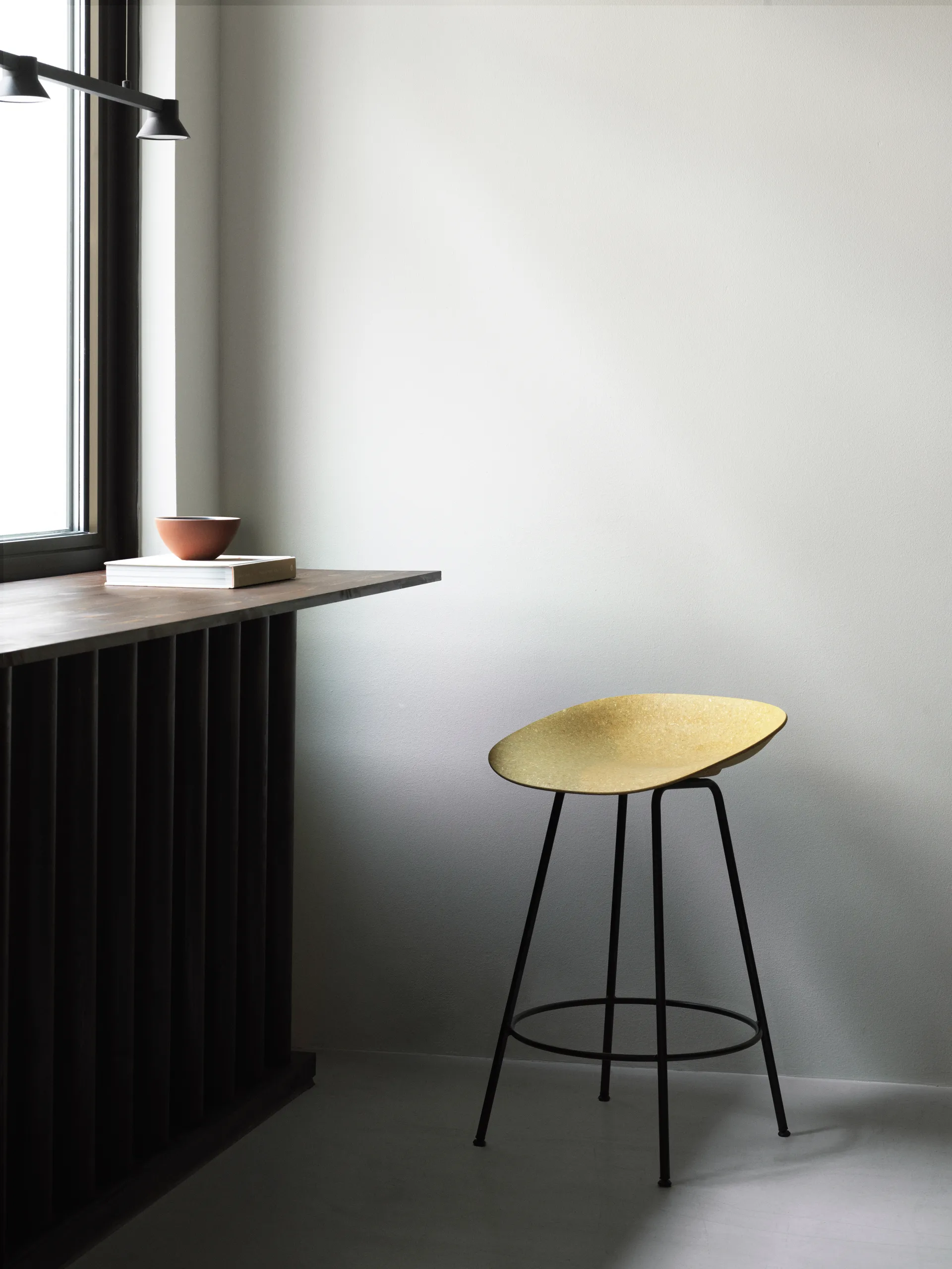 Mat Barstool baarijakkara 65 cm, Hemp-black steel Normann Copenhagen