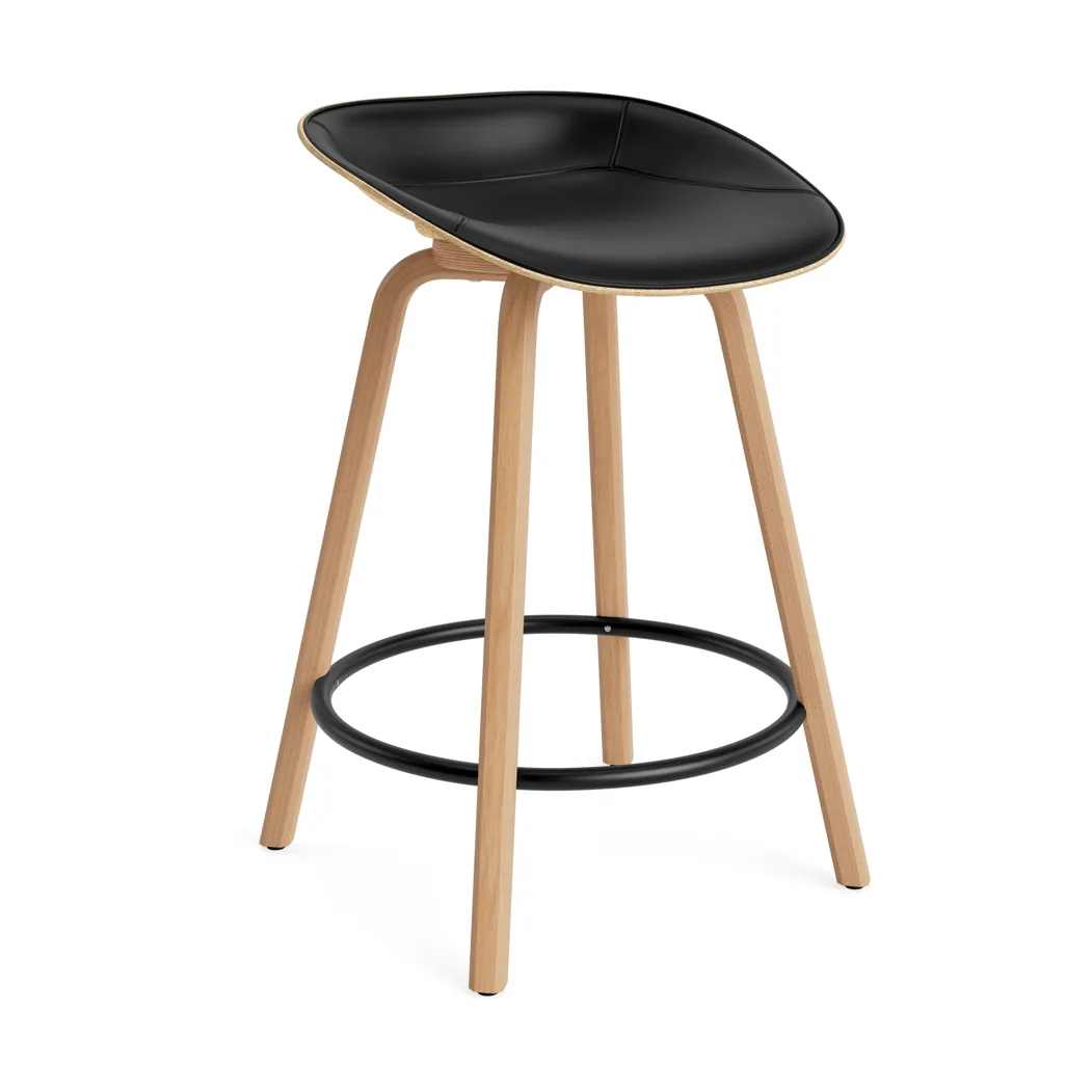 Mat Barstool baarituoli etupuoliverhoiltu  65 cm., Ultra 41599-hemp-beech-black steel Normann Copenhagen
