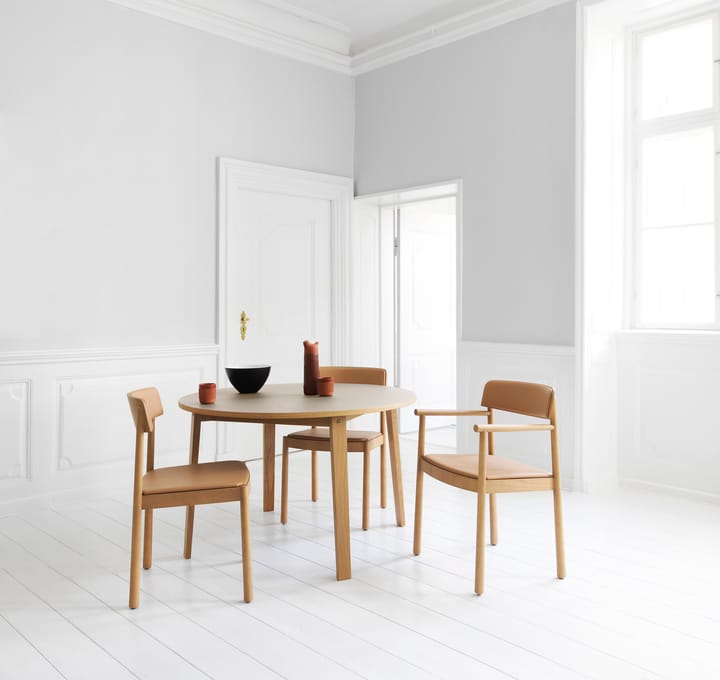 Timb tuoli tyynyllä, Tan/ Ultra Leather - Kameli Normann Copenhagen