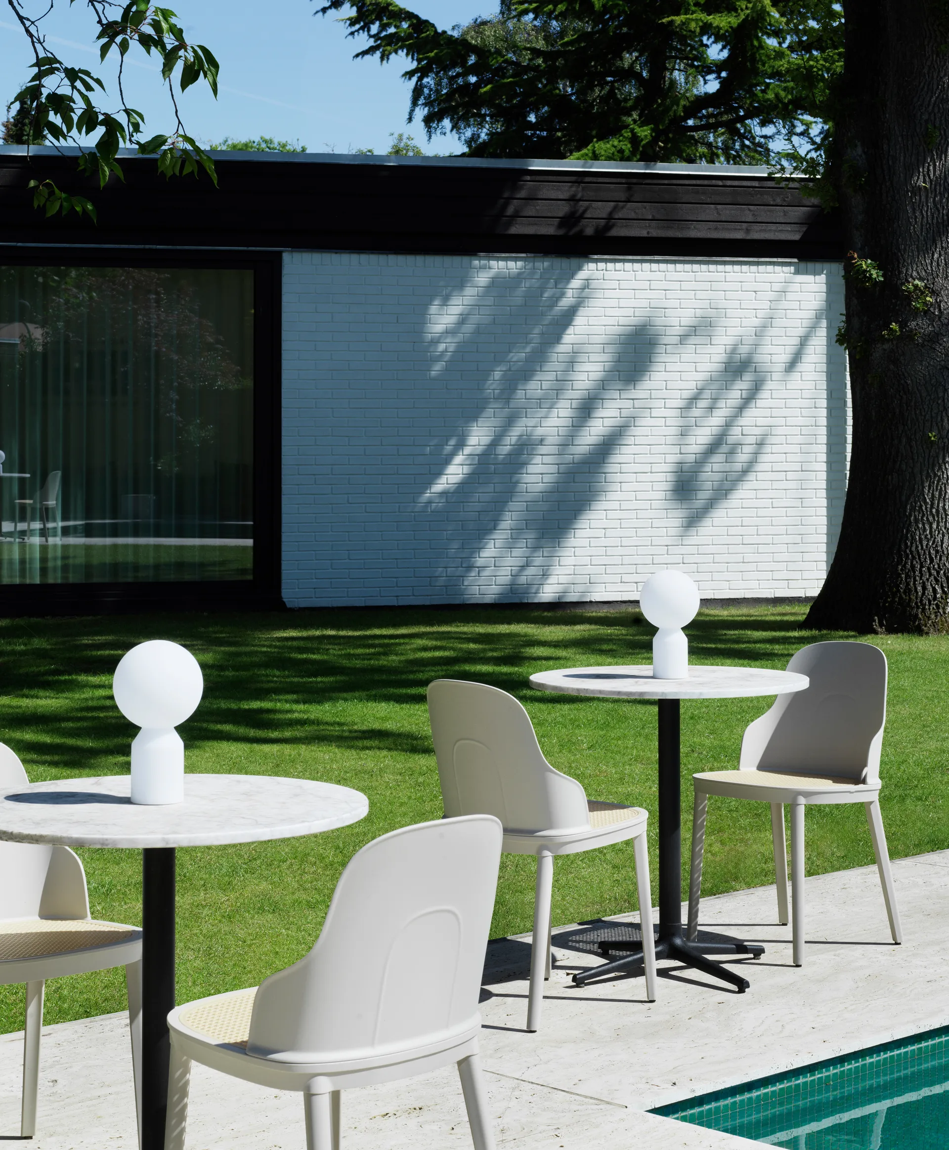 Yo pöytävalaisin small, White Normann Copenhagen