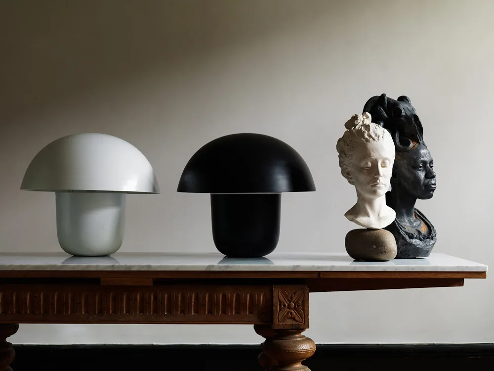 Carl-Johan pöytävalaisin Ø40 cm, Valkoinen Olsson & Jensen