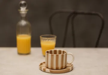 Monica kuppi ja lautanen - Beige - Olsson & Jensen