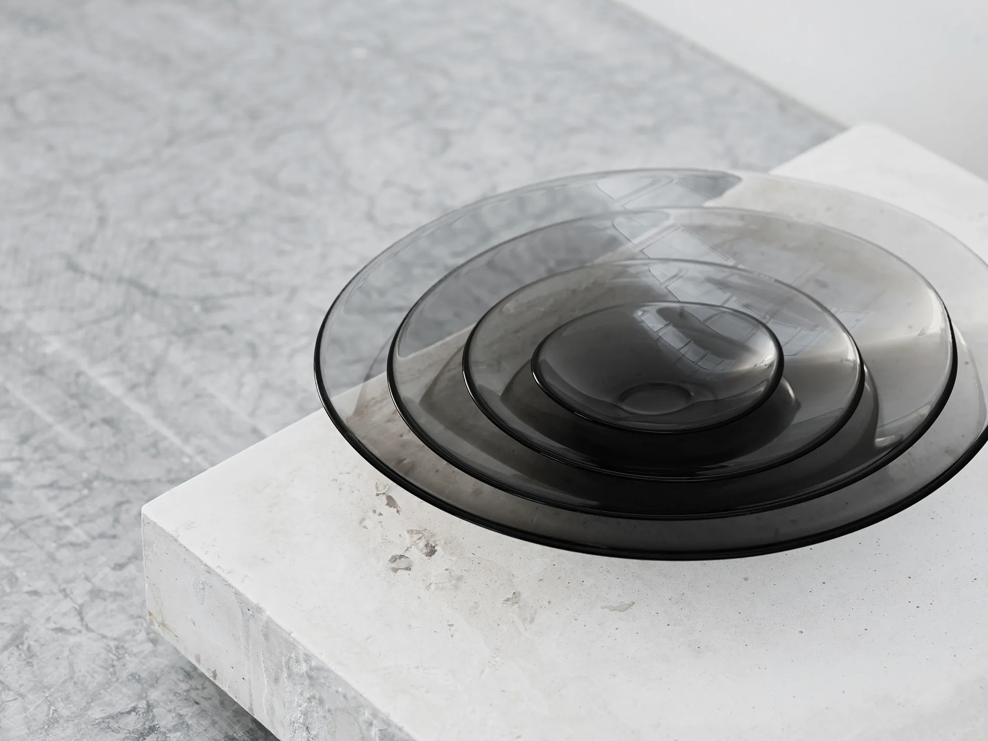 Pond lautanen lahjasetti, Harmaa Orrefors