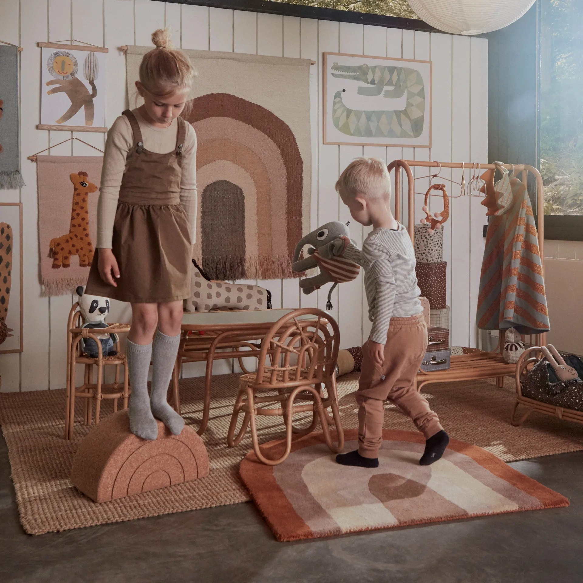 Follow the rainbow -seinäkoriste 100x124 cm, Choko OYOY