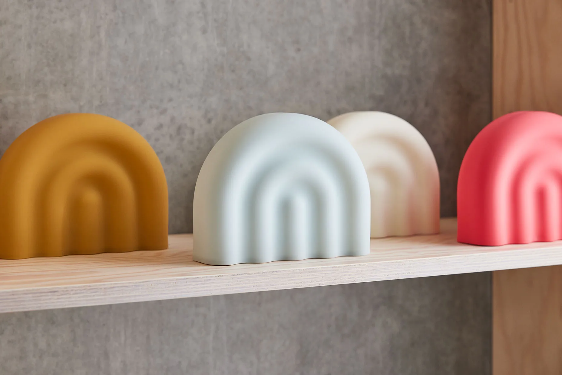 Rainbow yövalo, Offwhite OYOY