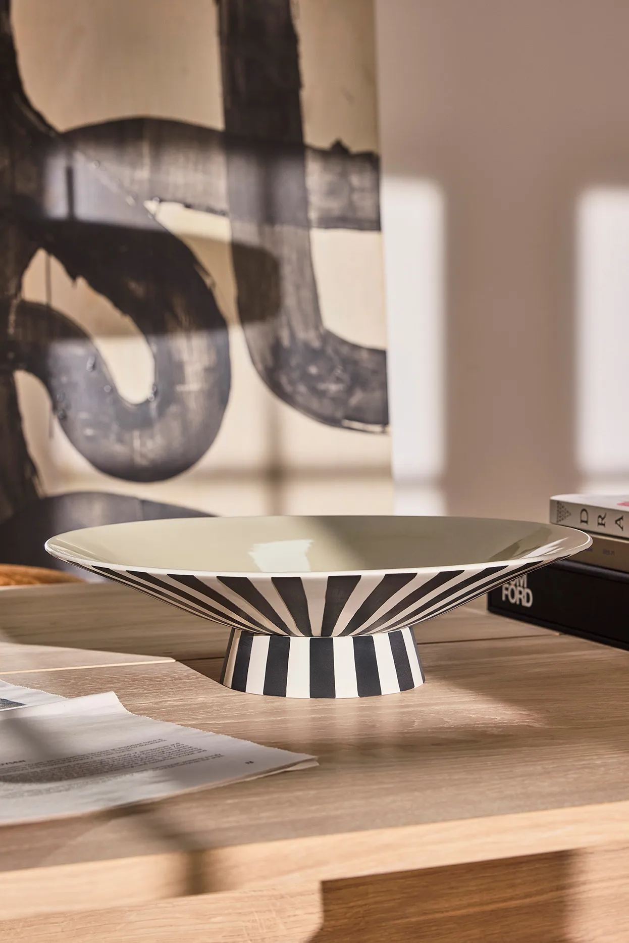 Toppu keskipiste matala Ø39x10,5 cm, Vanilla-black-white OYOY