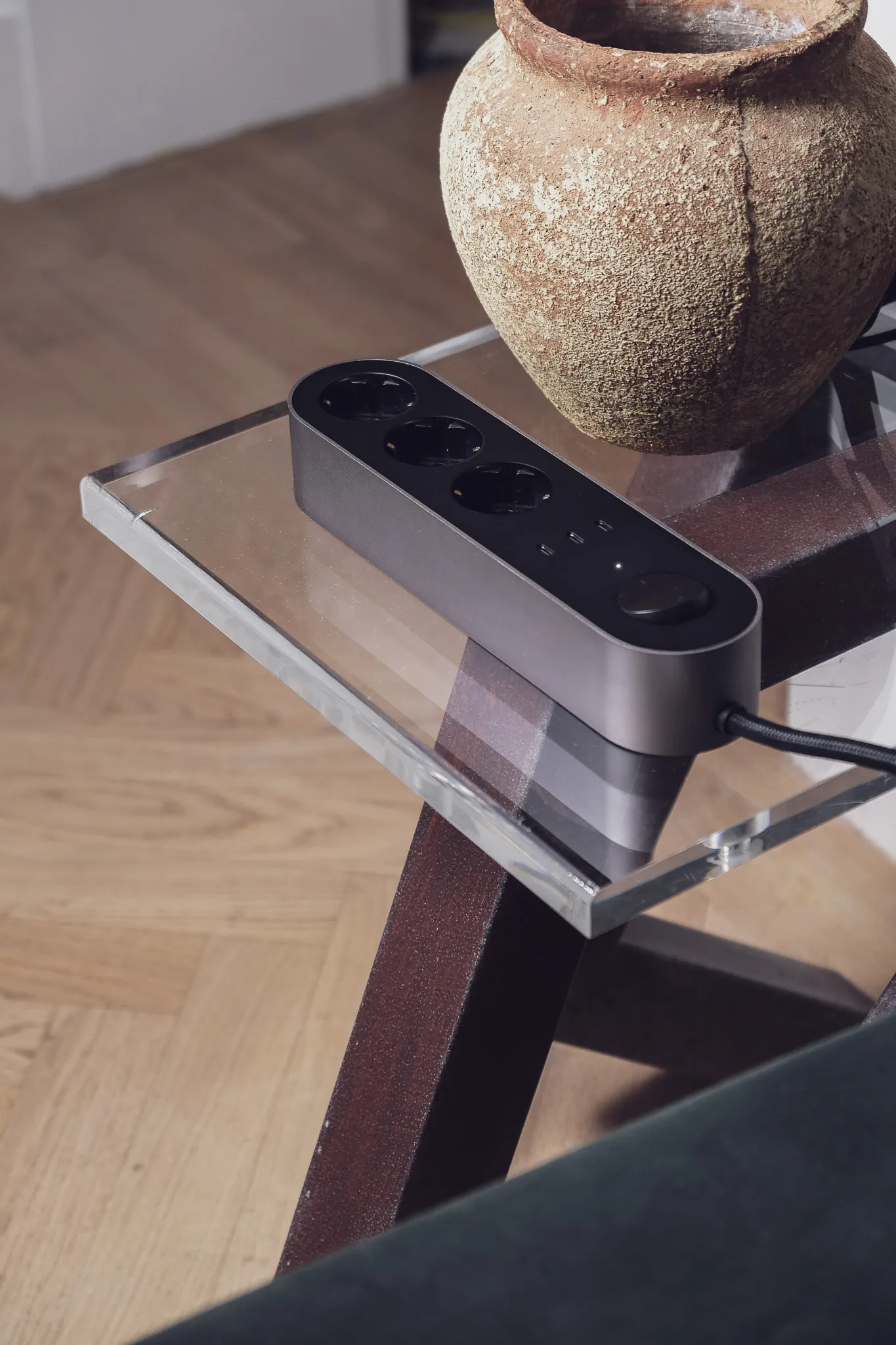 Edgar Power Bar jatkojohto, Satiinialumiini palett3