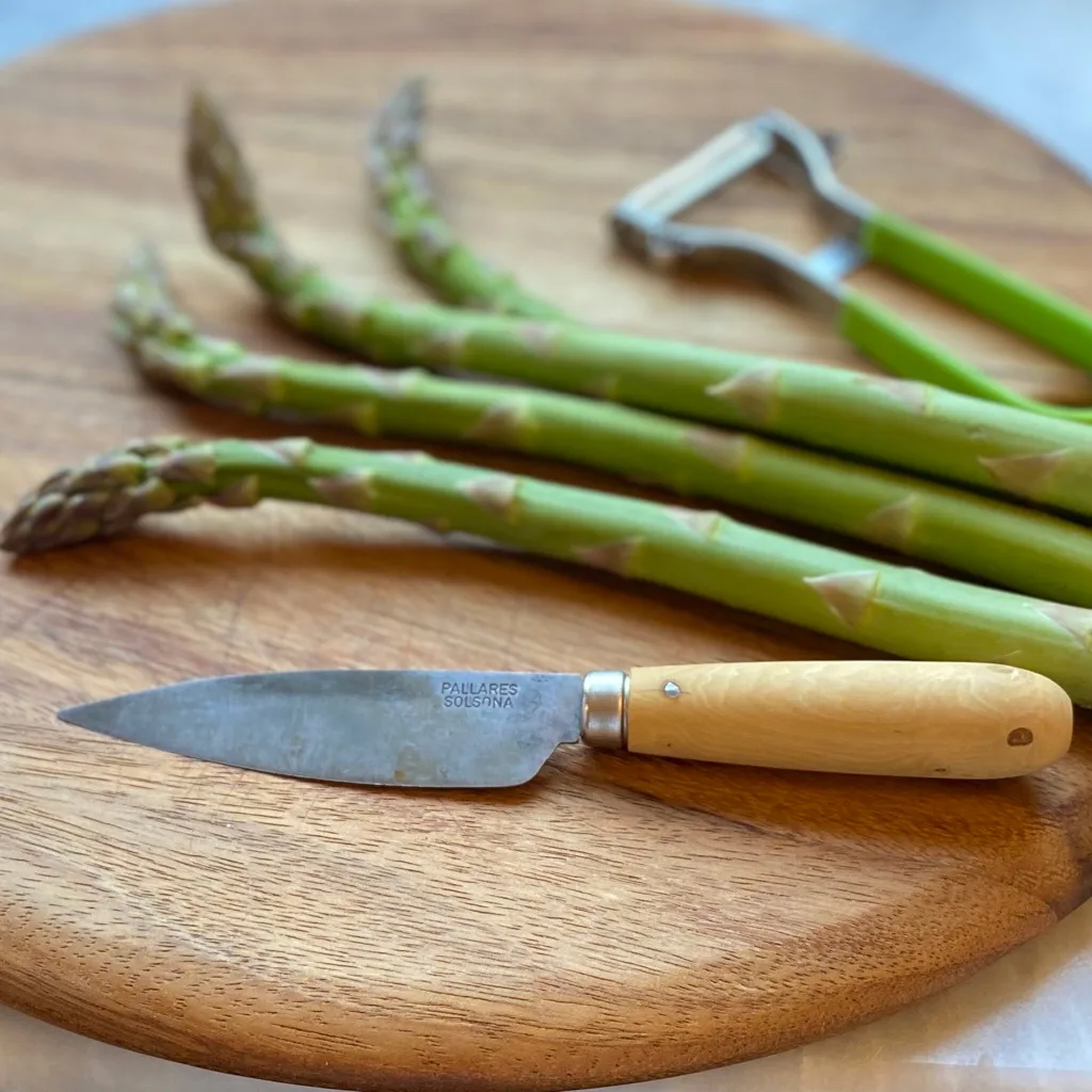 Pallarés perinteinen keittiöveitsi hiiliteräs, 9 cm Pallarès