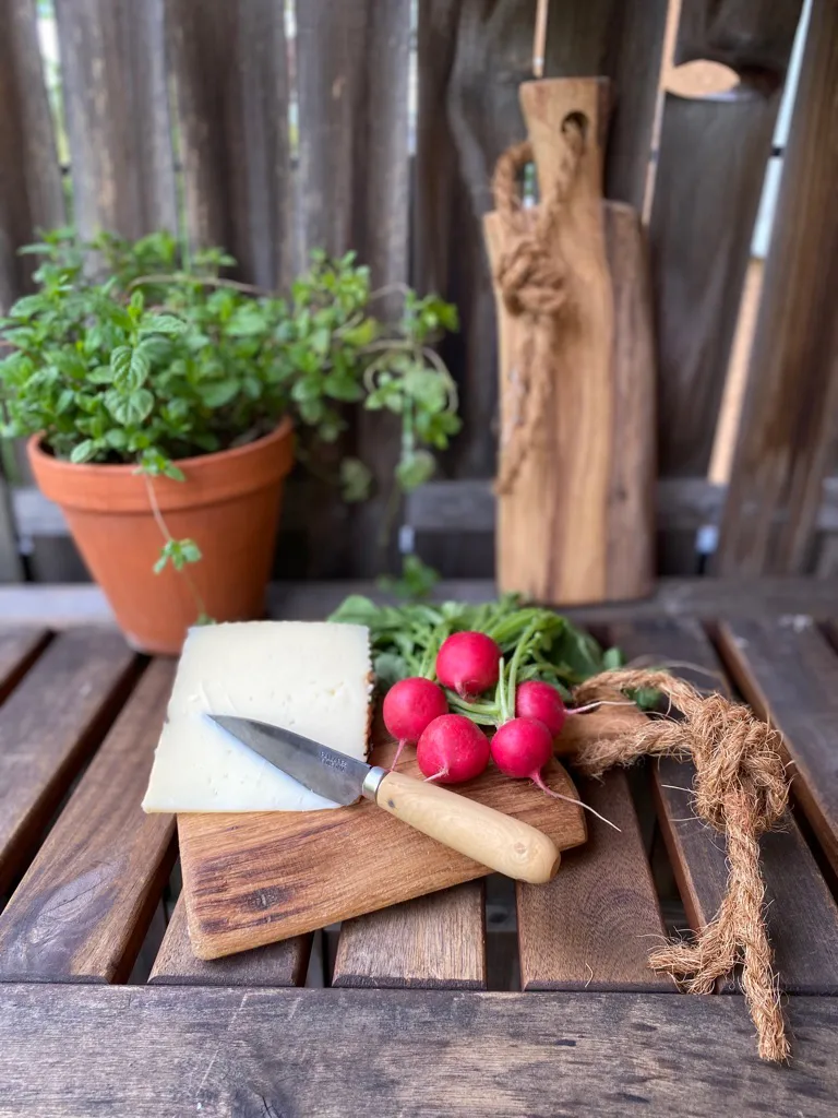 Pallarés perinteinen keittiöveitsi hiiliteräs, 9 cm Pallarès