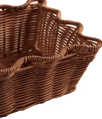 Scallop Rattan kori - Tummanruskea, 20x30 cm - Pick a Poppy
